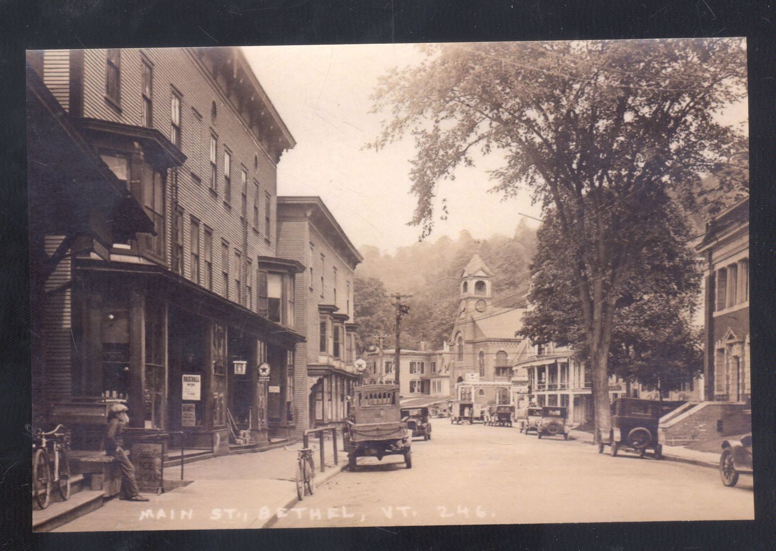 REAL PHOTO BETHEL VERMONT VT. DOWNTOWN STREET SCENE OLD CARS POSTCARD COPY