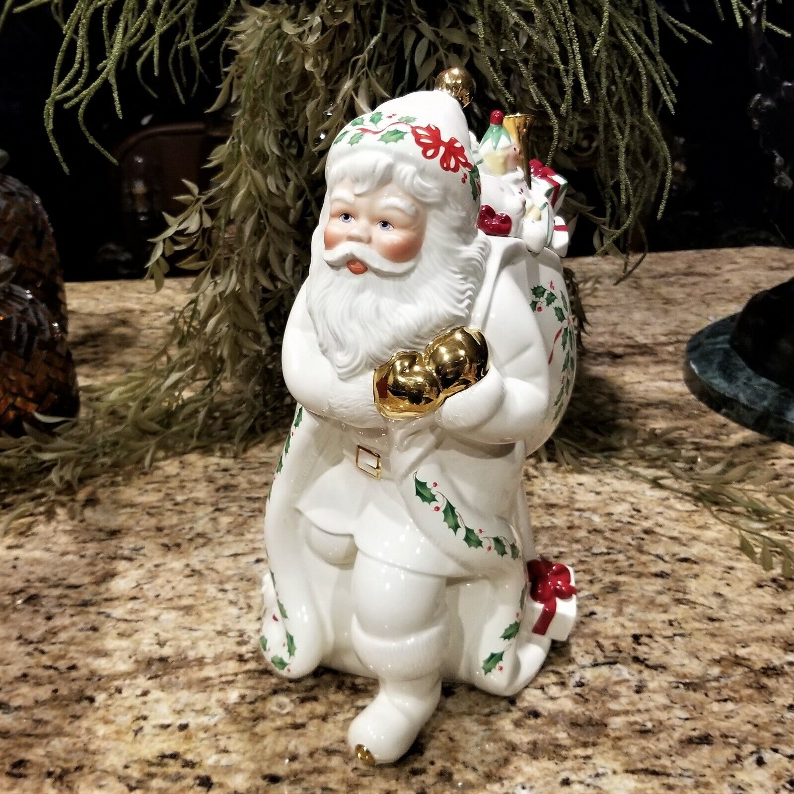 New LENOX Holiday Santa Ceramic Canister