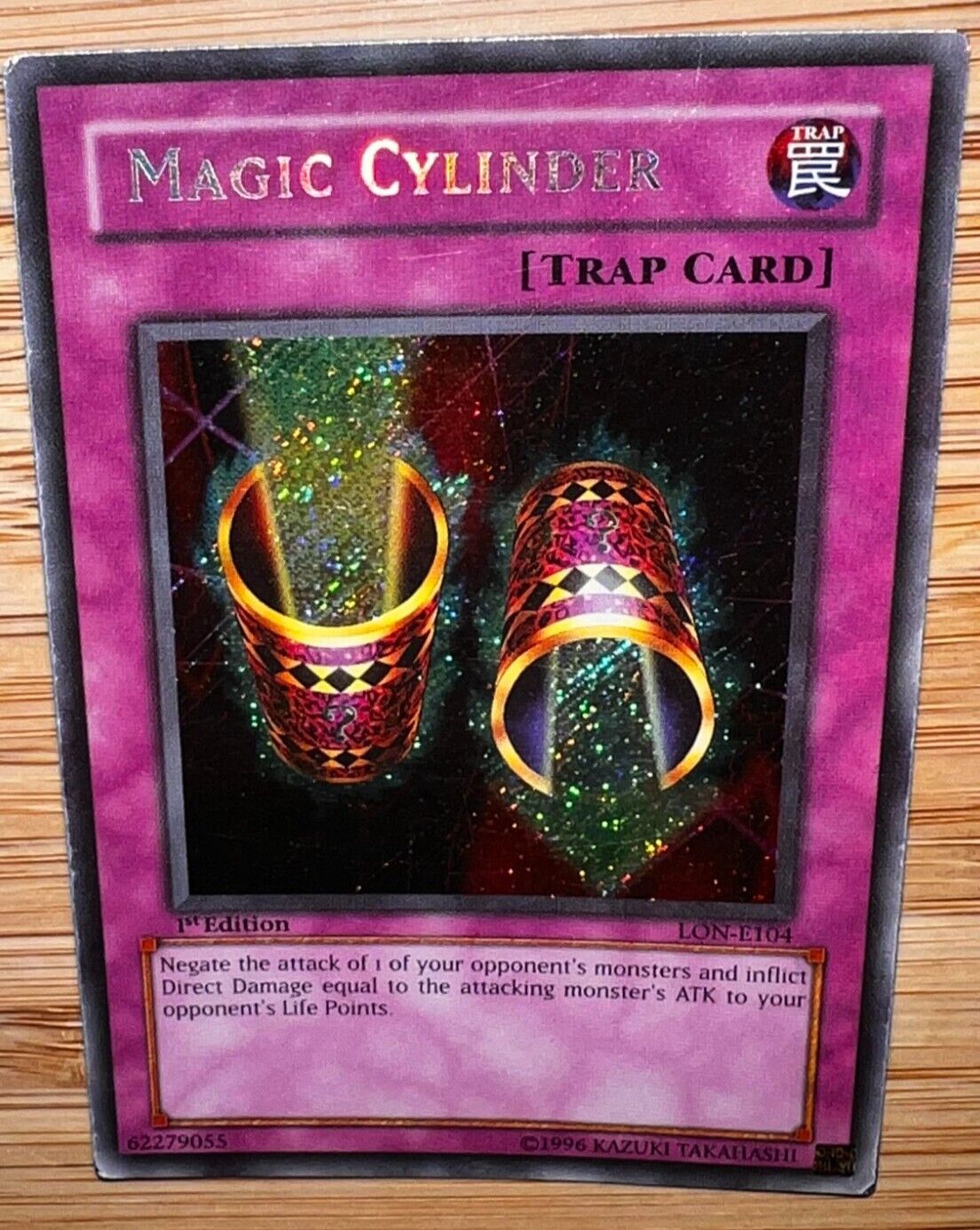 Yu-Gi-Oh Magic Cylinder LON-E104 1st edition Secret rare (NM-LP)