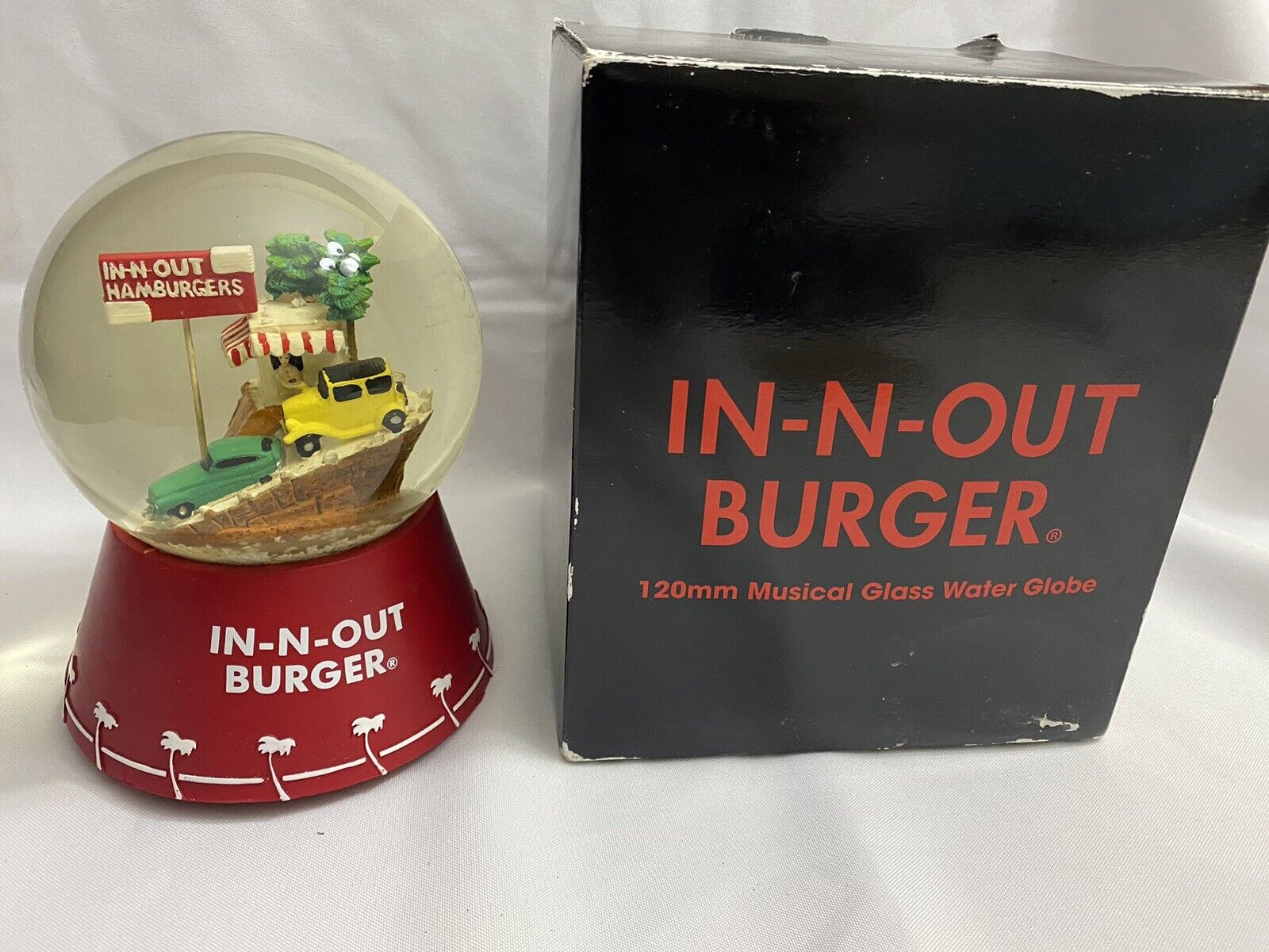 2012 In N Out Burger 120mm Musical Glass Water Globe Collectible With Box