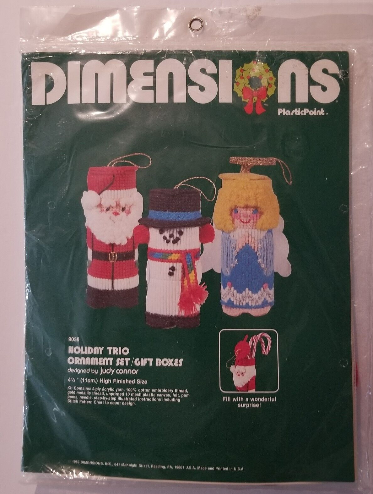 Vtg Dimensions KIT 9038 Plastic Canvas Holiday Trio Ornament Set Gift Box