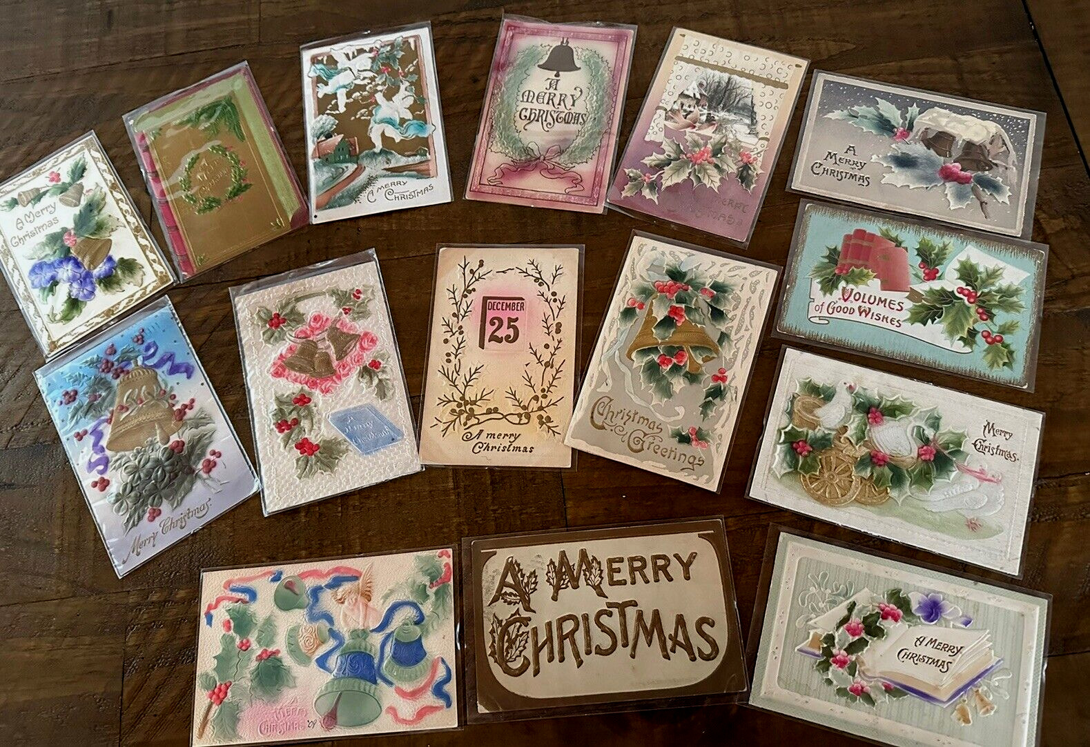 ~Lot of 15 Vintage~ CHRISTMAS~AIRBRUSHED~Velvet~Xmas ~Postcards-in sleeves~h908
