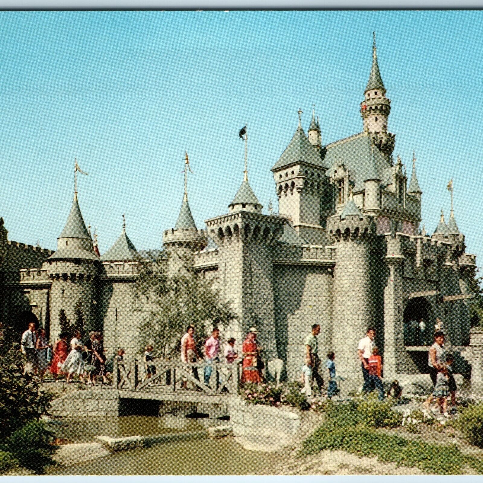 1955 Anaheim Cali Disneyland Sleeping Beauty's Castle Fantasyland Disney PC A227