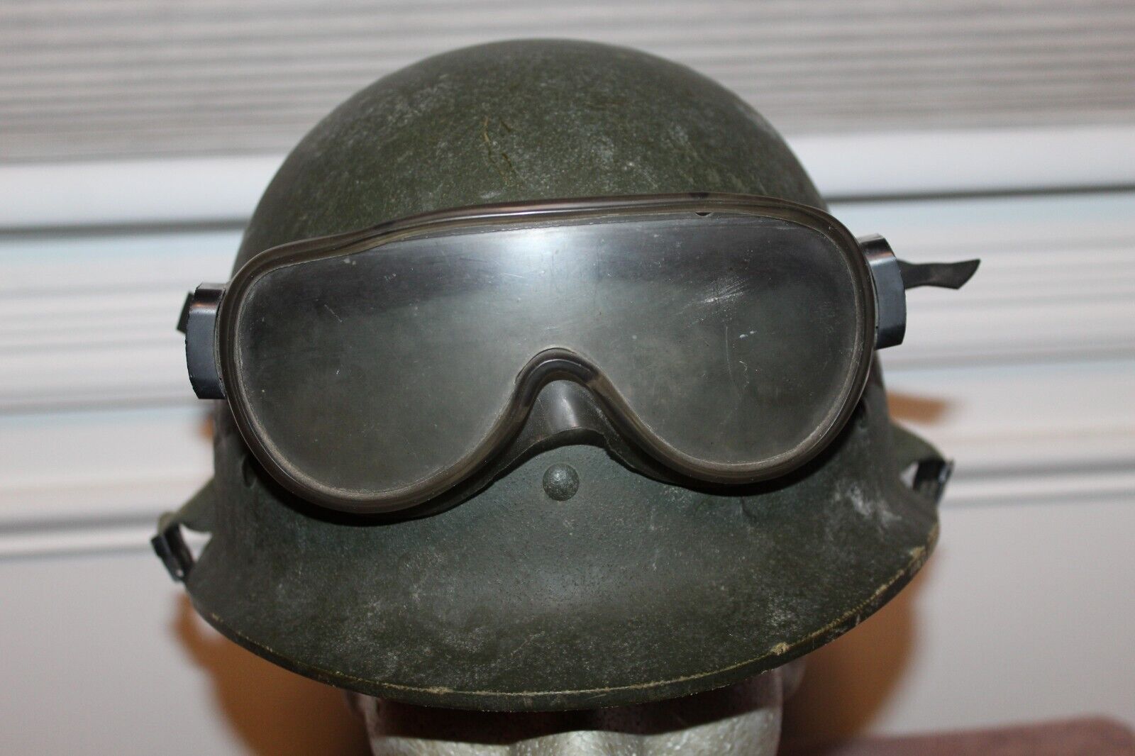 Original Iraqi Army M80 Green Fiber Combat Helmet w/Goggles & Capture Papers