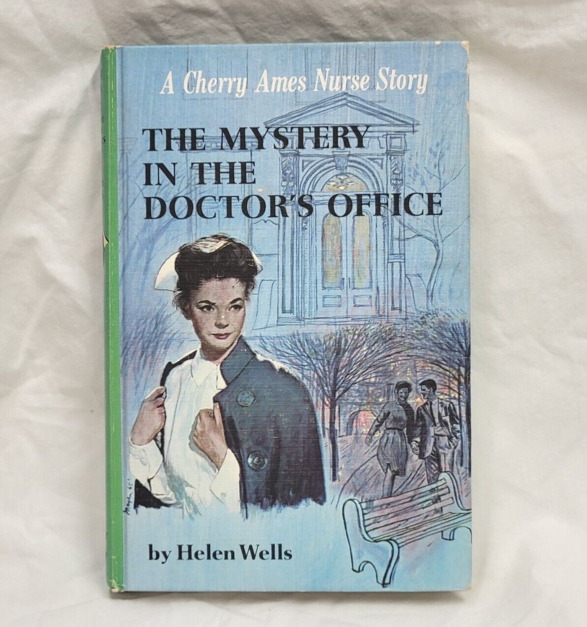 Cherry Ames THE MYSTERY IN THE DOCTOR\'S OFFICE #26 by Helen Wells 1st Ed PC