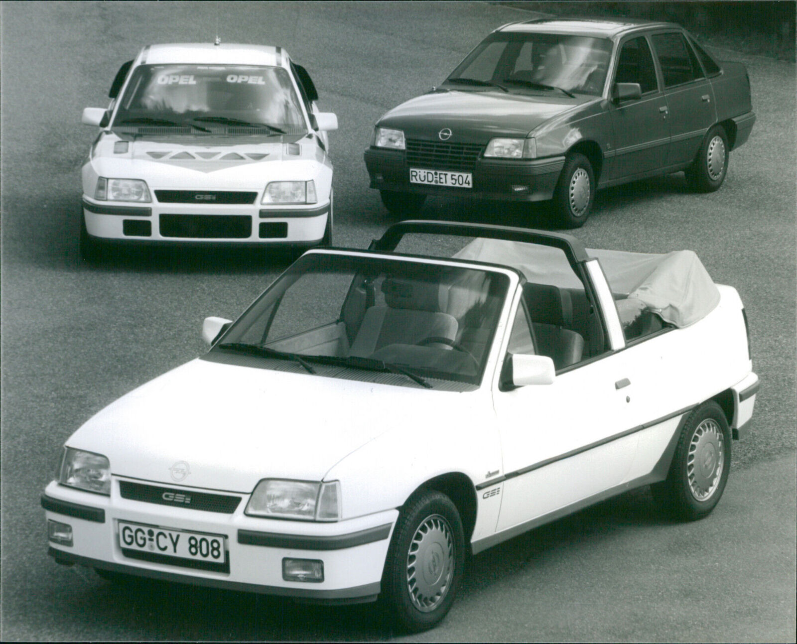 1990 Opel Kadett E - Vintage Photograph 3029815