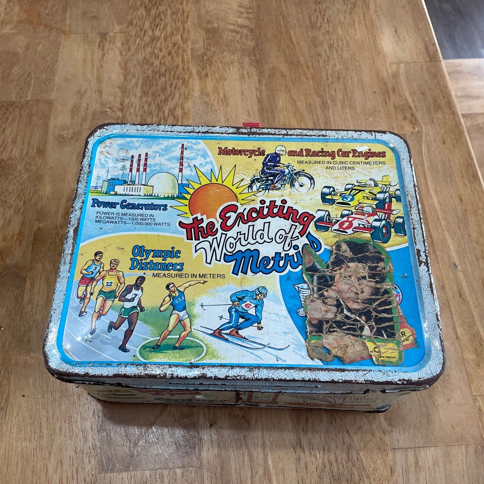 Vintage 1976 The Exciting World of Metrics Metal Lunchbox