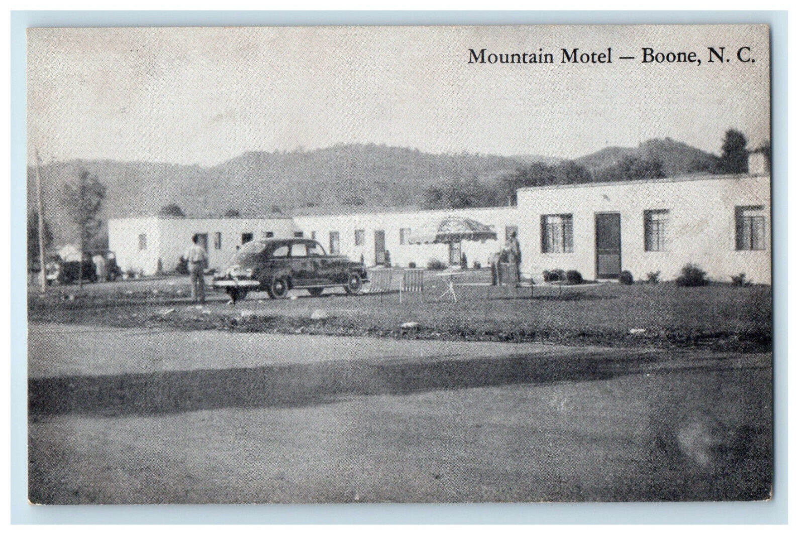 c1940s Vintage Car, Fireproof Mountain Motel, Boone, North Carolina NC Postcard