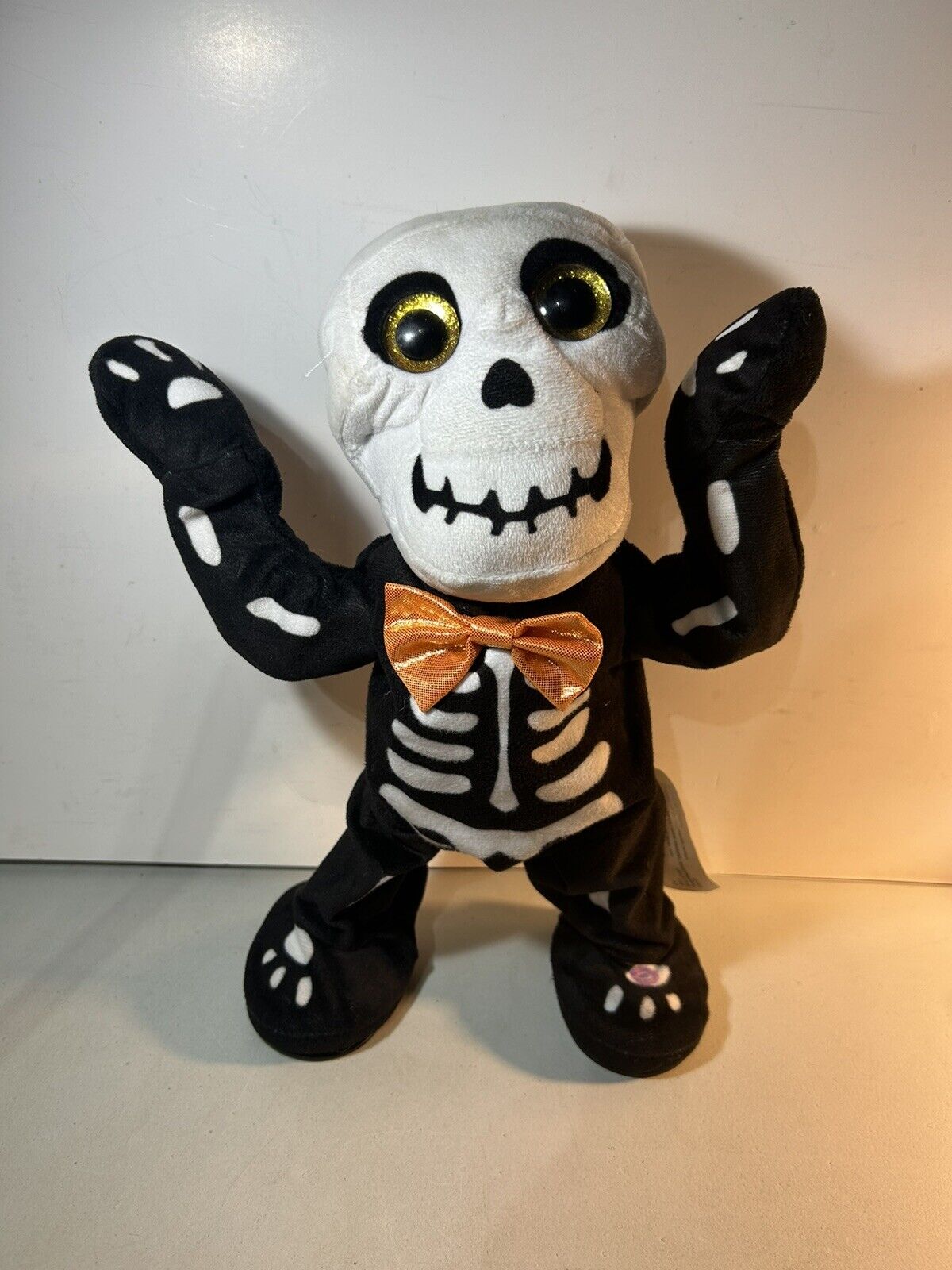 Gemmy Animated Skeleton Plush Singing & Dancing to Jiggle Jiggle Song 13\