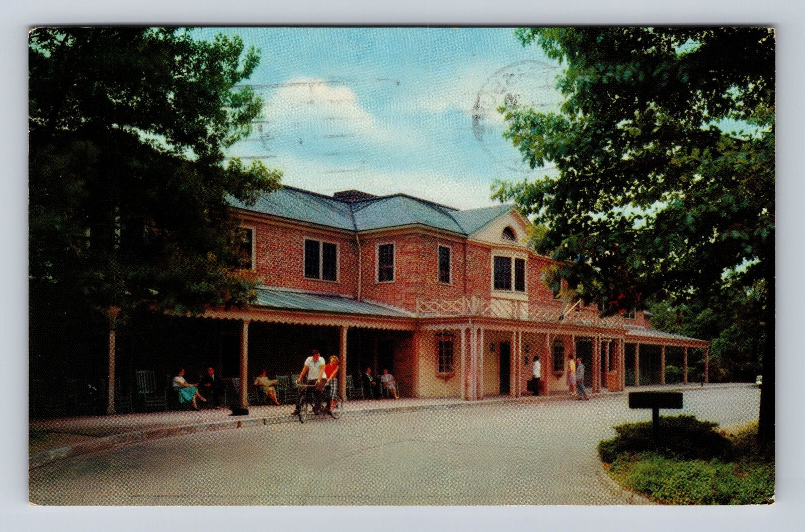 Williamsburg VA-Virginia, Williamsburg Lodge, Antique Vintage c1959 Postcard