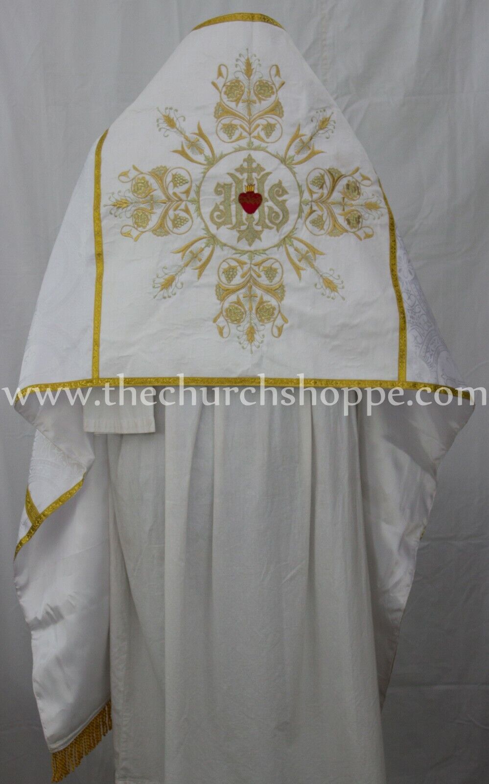 White Humeral Veil with IHS embroidery,voile huméral,velo omerale