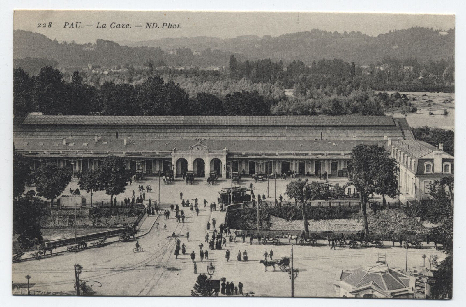 c1910 Pau La Gare train station postcard unmailed [s.5444]