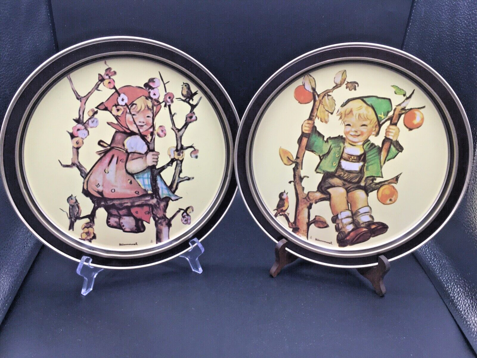 Pair Of 2 Hummel Apple Tree Boy And Girl Tin Metal Plates ARS Edition Signed