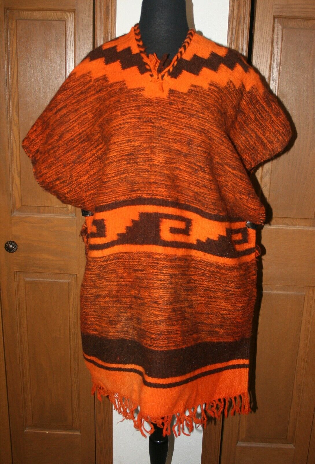 VTG Wool Hand-Woven Poncho Cape ?Mexican ?Tribal Southwestern M/L