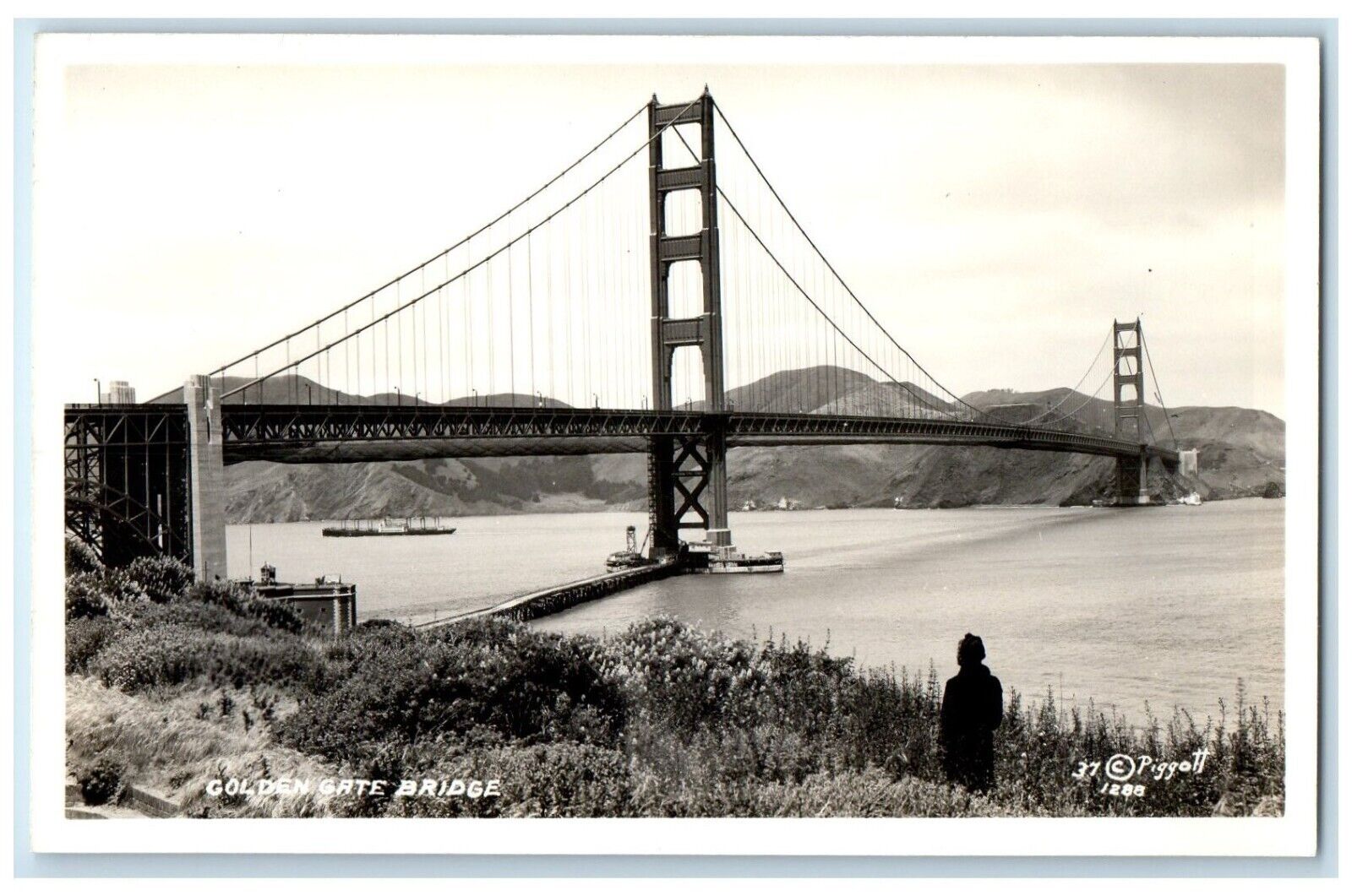 c1940\'s Golden Gate Bridge San Francisco California CA RPPC Photo Postcard
