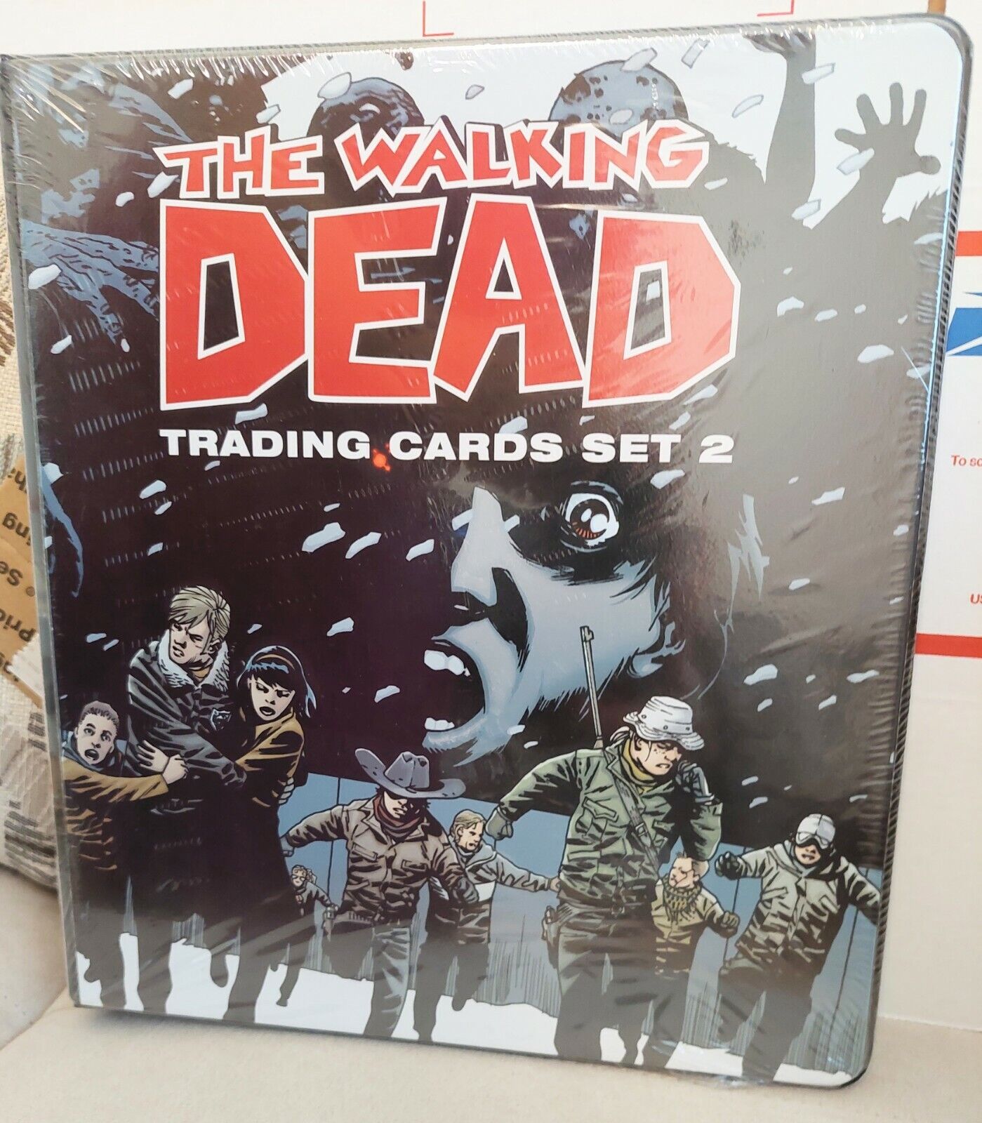 Cryptozoic Walking Dead Trading Card Set 2 Binder  EXCLUSIVE