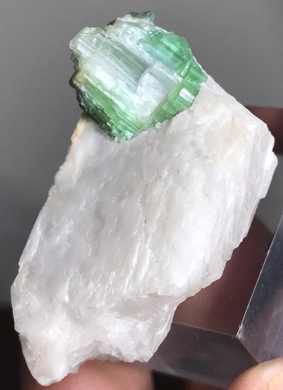beautiful Tourmaline Crystal Specimen From Afghanista 121 Carats (C)