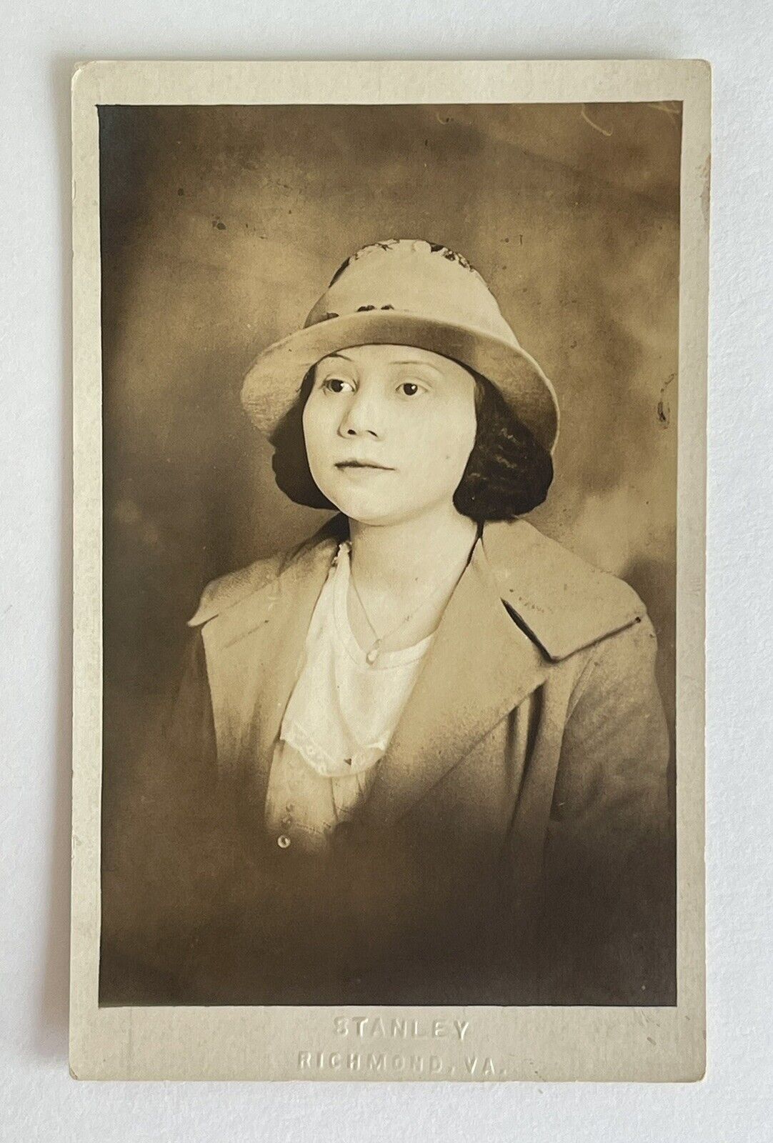 RPPC Real Photo Postcard Young Woman Pretty Lady With Hat Richmond, Virginia