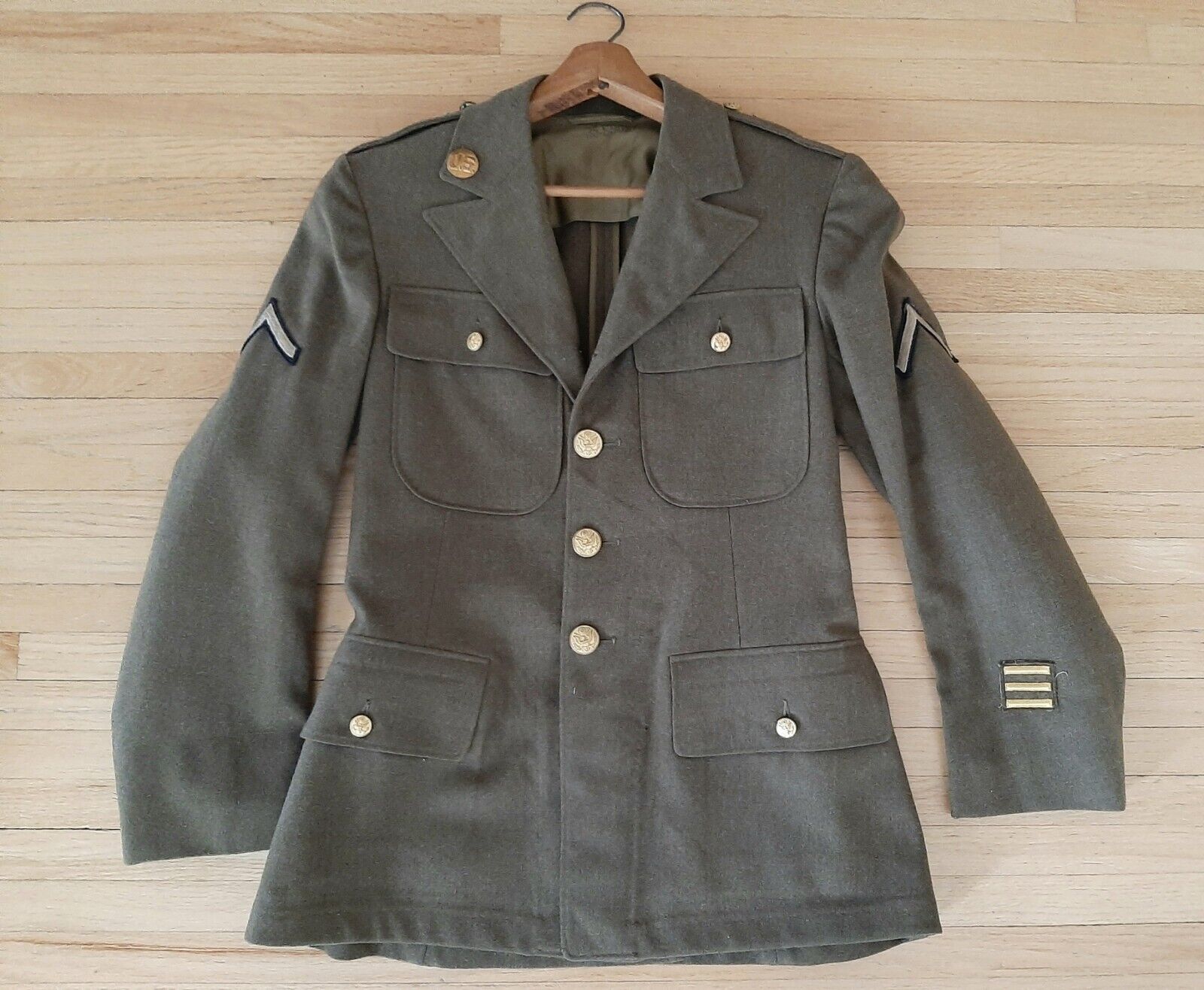 WW 2 1944 Army Winter Wool Dress Uniform Jacket 35 Short (soldier info) + Belt 