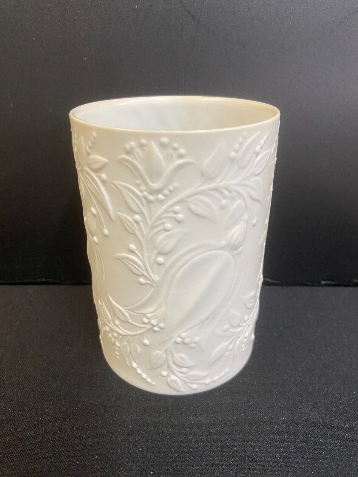 Bjorn Wiinblad Rosenthal Studio Line White Porcelain Floral Vase Stamped Signed 