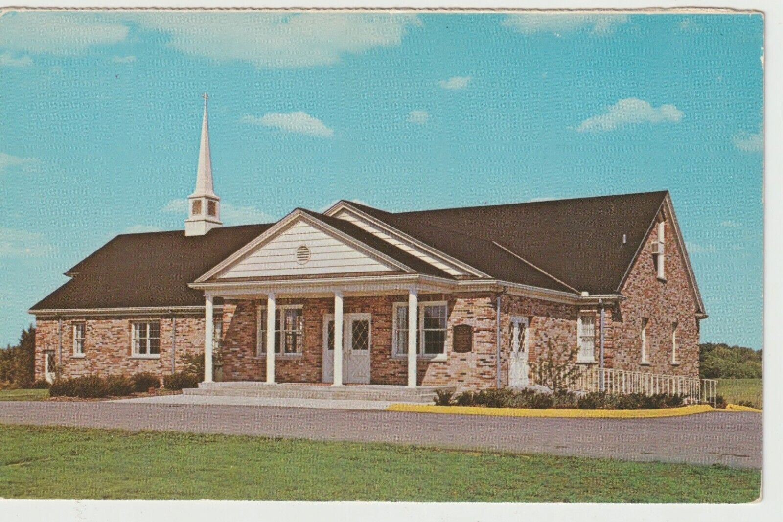 The Family Alter Church Columbia Battle Creek Mi Vintage Postcard Unposted