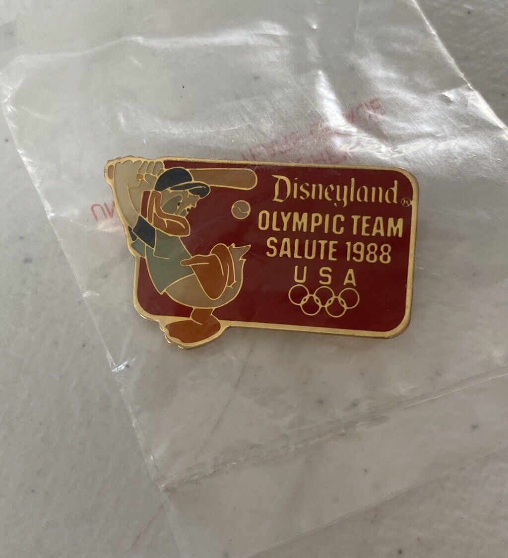 Vintage 1988 Summer Olympics Donald Duck Team USA Baseball Pin Rare