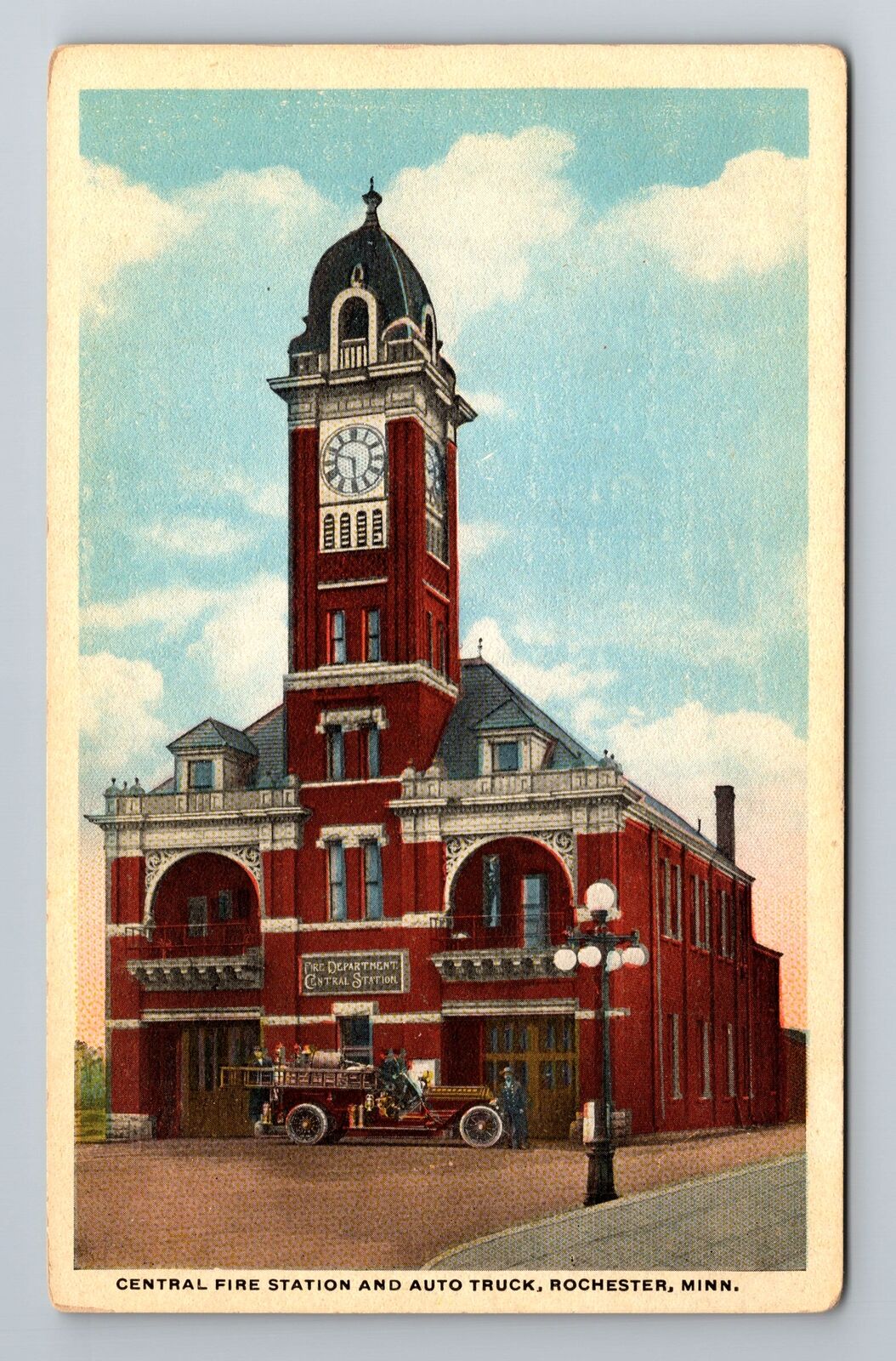 Rochester MN-Minnesota, Central Fire Station & Auto Truck, Vintage Postcard