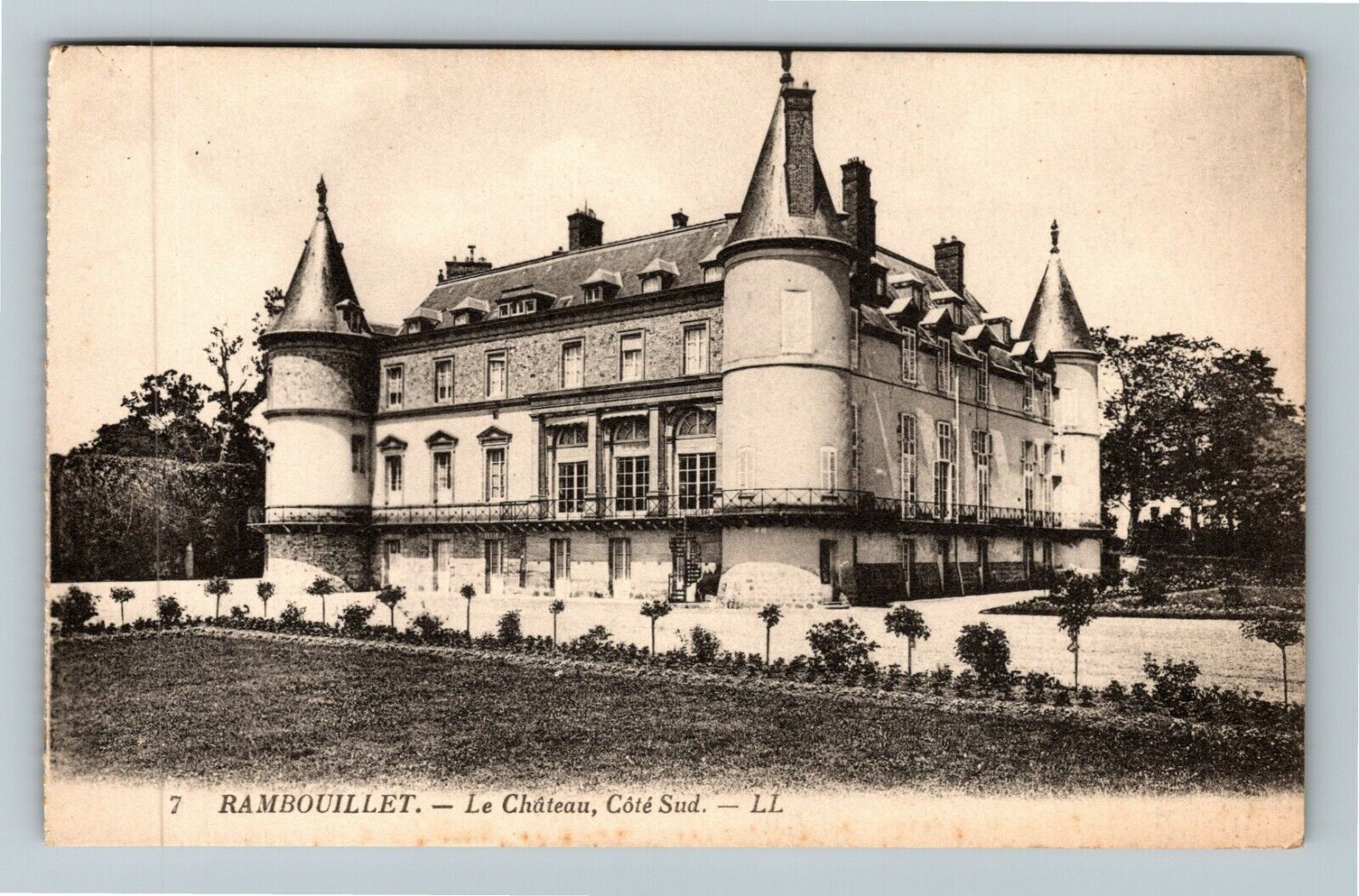Rambouillet France Le Chateau Cote Sud Vintage Postcard