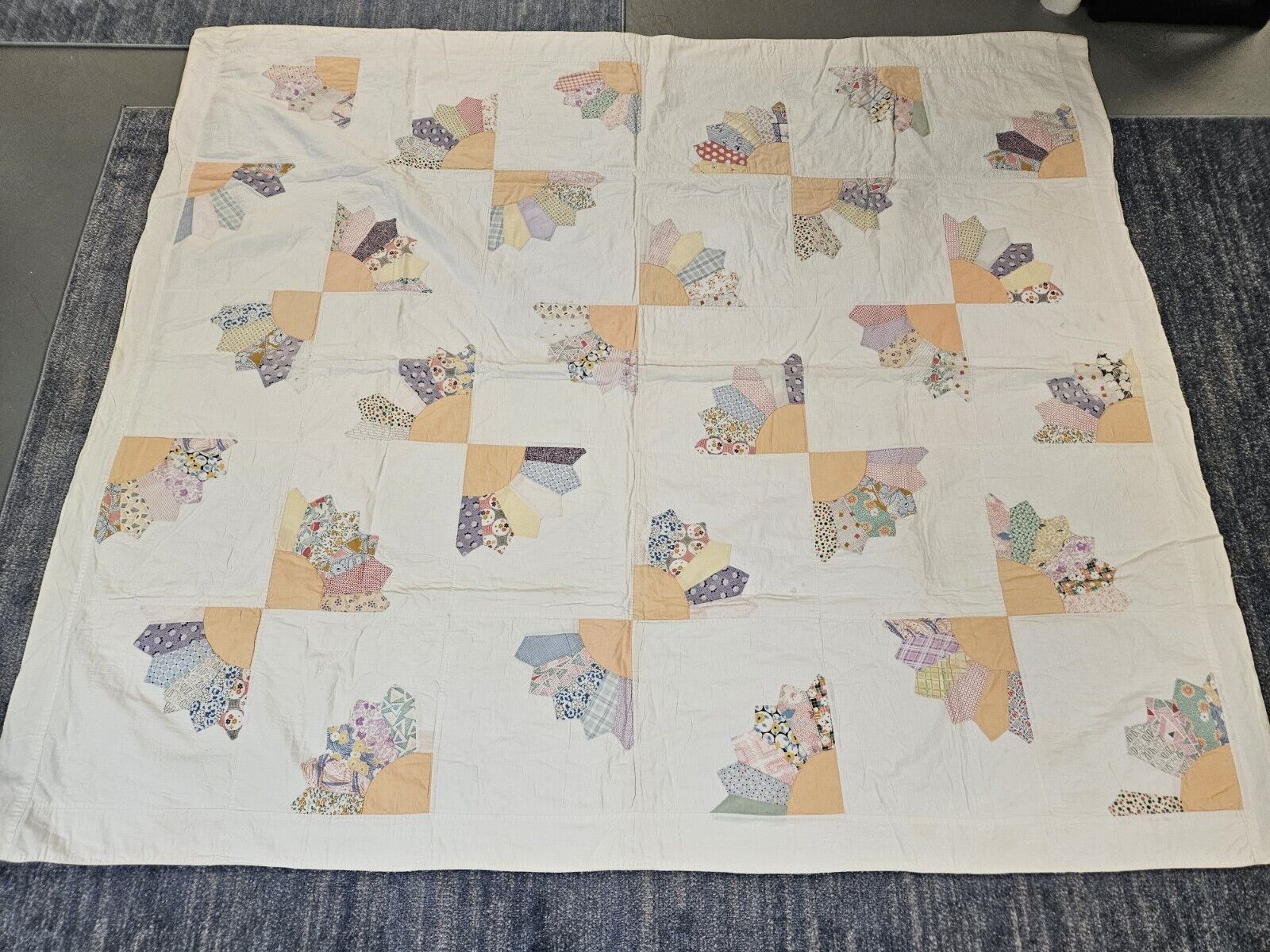 Grandmothers Fan Hand Made Large Quilt Cream Backing Hand Stitched