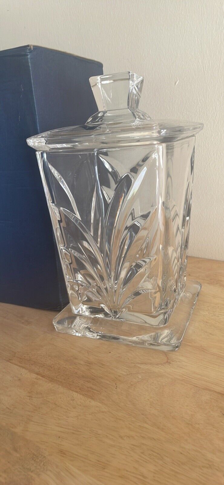 Macryl Celebrity Collection Crystal 10” Canister