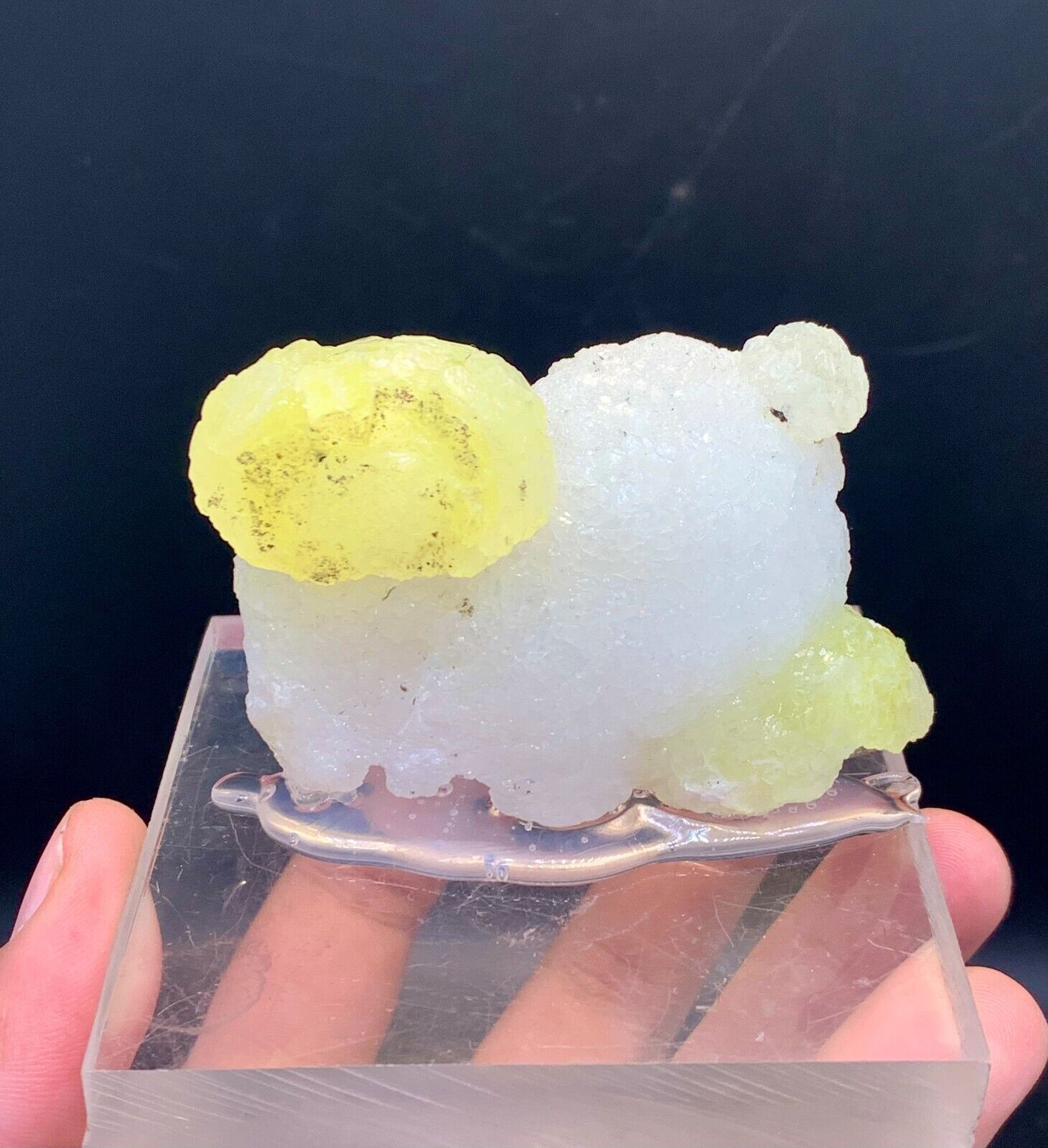 112 Gram. Very Unique And Beautiful Pale Yellow Natural Brucite Crystal