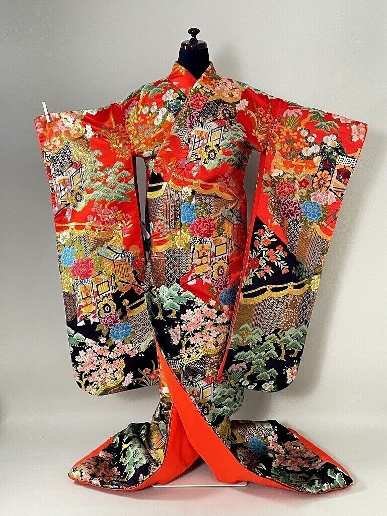 Japanese kimono, UCHIKAKE, Wedding Robe,Coach,Gld thread,Karaori, L6\'3\