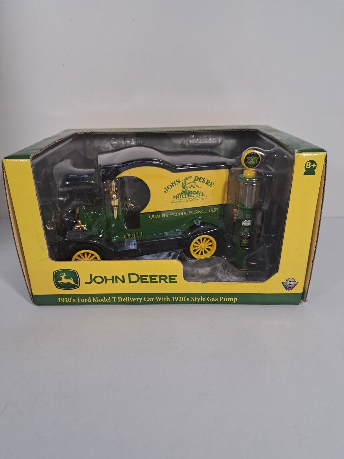 2005 Gearbox Toys John Deere 1920's Model T Delivery Car W/ Gas Pump NIB