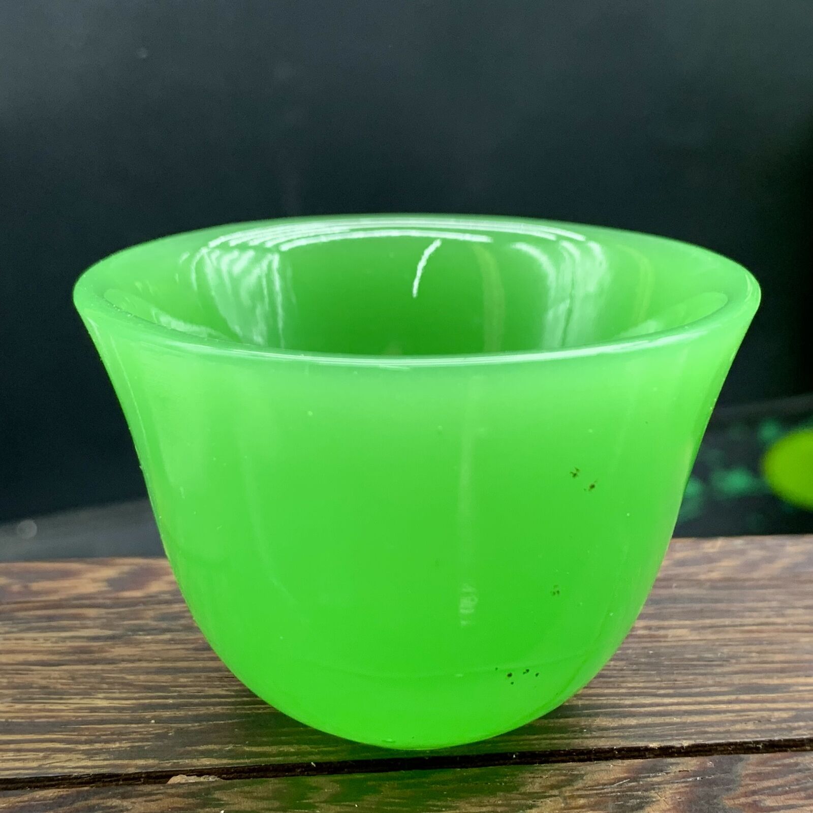 82G Exquisite green transparent colored glaze crystal tea cup sample healing