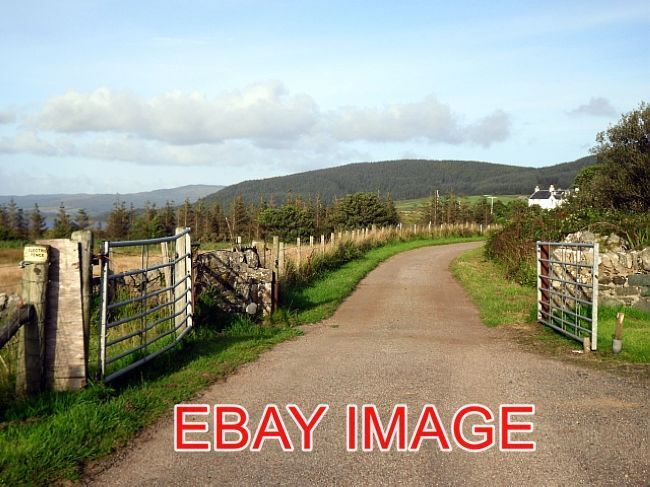 PHOTO  GATE ON UNCLASSIFIED PUBLIC ROAD ON THE ROAD BETWEEN PORTACHOILLAN AND CO
