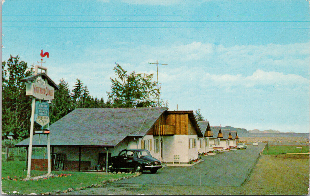 Waterloo Chalets Fanny Bay BC Vancouver Island c1968 Postcard G56
