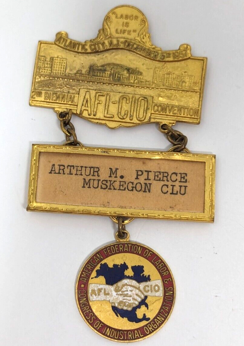 Vintage AFL-CIO American Federation of Labor Biennial Convention Pin Badge A24