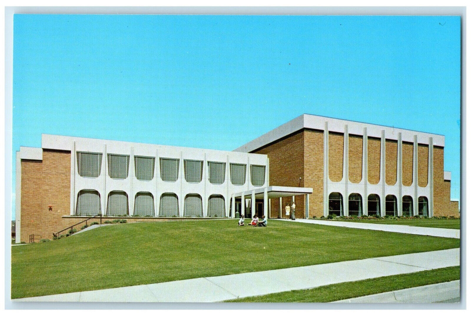c1950\'s Hyrum Manwaring Center Ricks College Rexburg Idaho ID Postcard