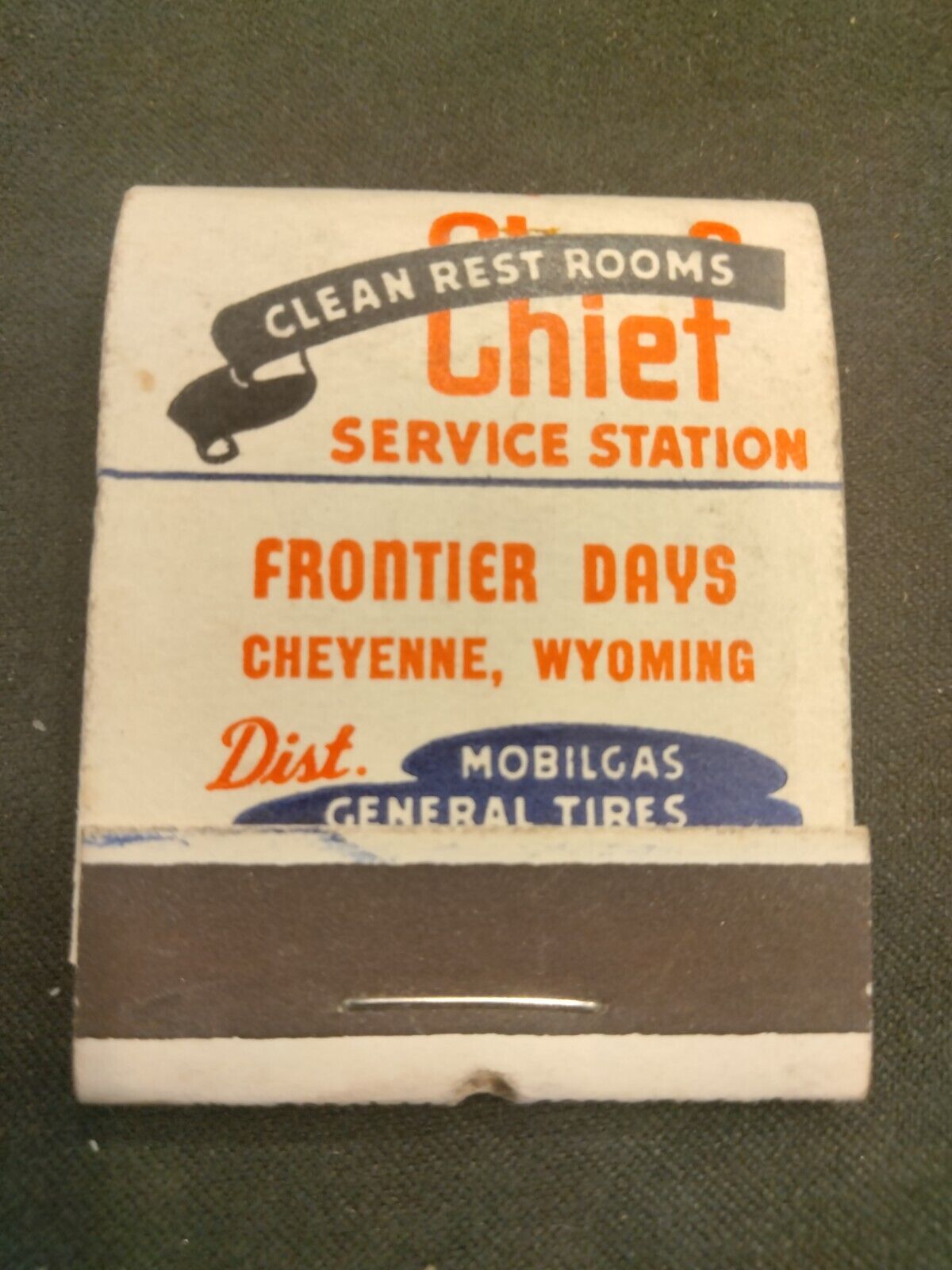 VTG 1930\'s /40\'s Matchbook Chief Service Station Frontier Days Cheyenne Wy GAS