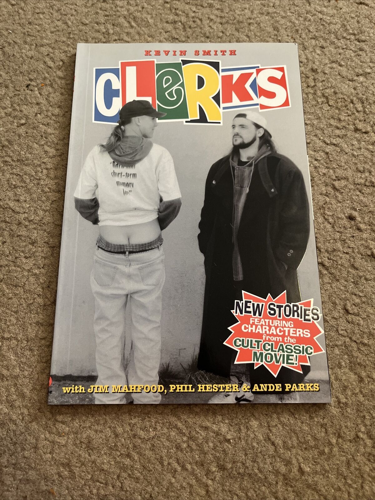 Clerks: The Comic Books Kevin Smith and Jim Mahfood Brand New Mint. L@@K
