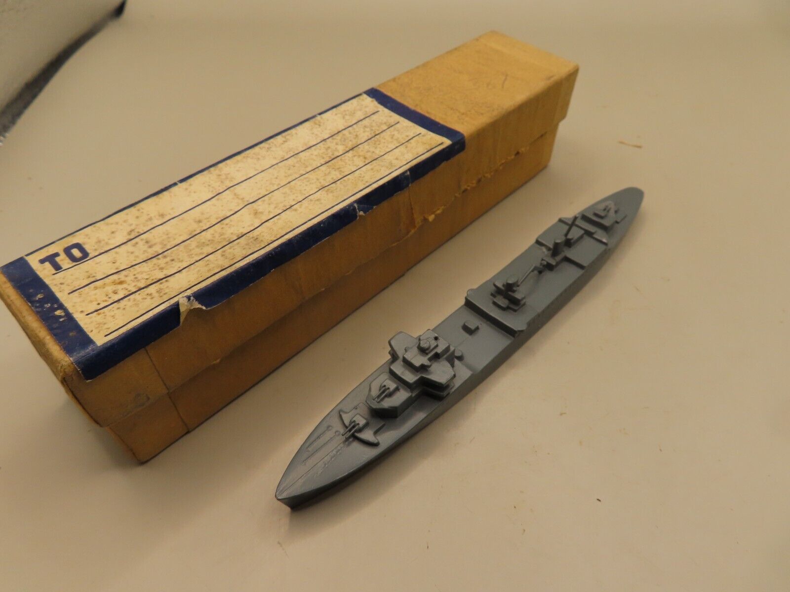 H.A. FRAMBURG & CO CHICAGO NAVAL RECOGNITION SHIP MODEL IN BOX