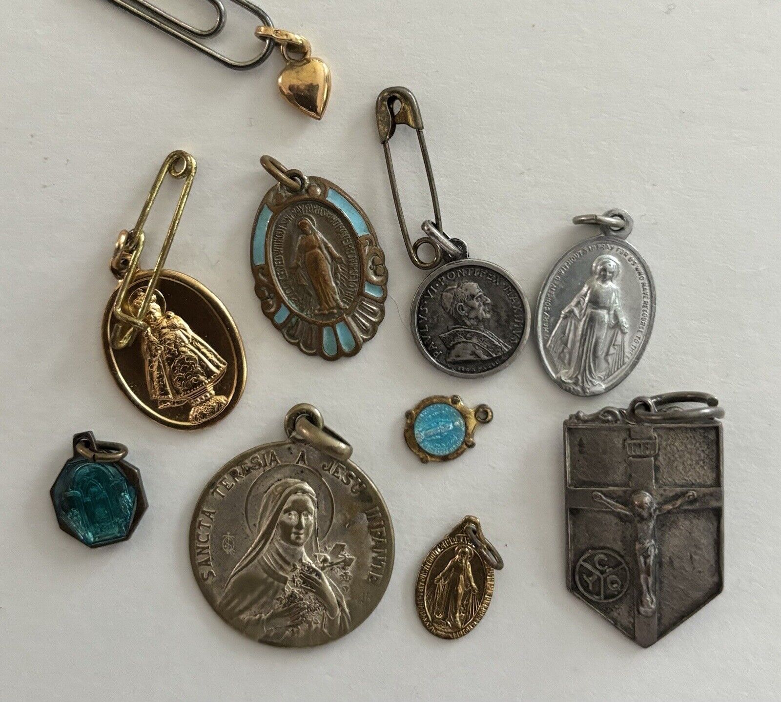 Catholic Vintage Lot Of 10 Religious Pendants Necklaces Virgin Mary