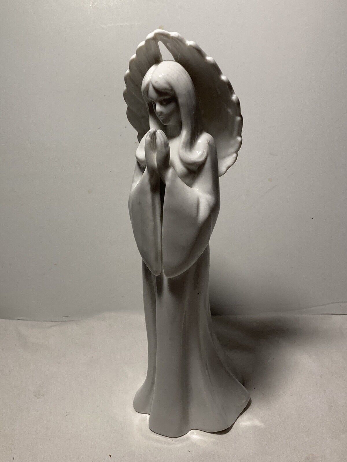 Vtg 1986 Reco Adoration Angel Figurine  Exclusive Edition