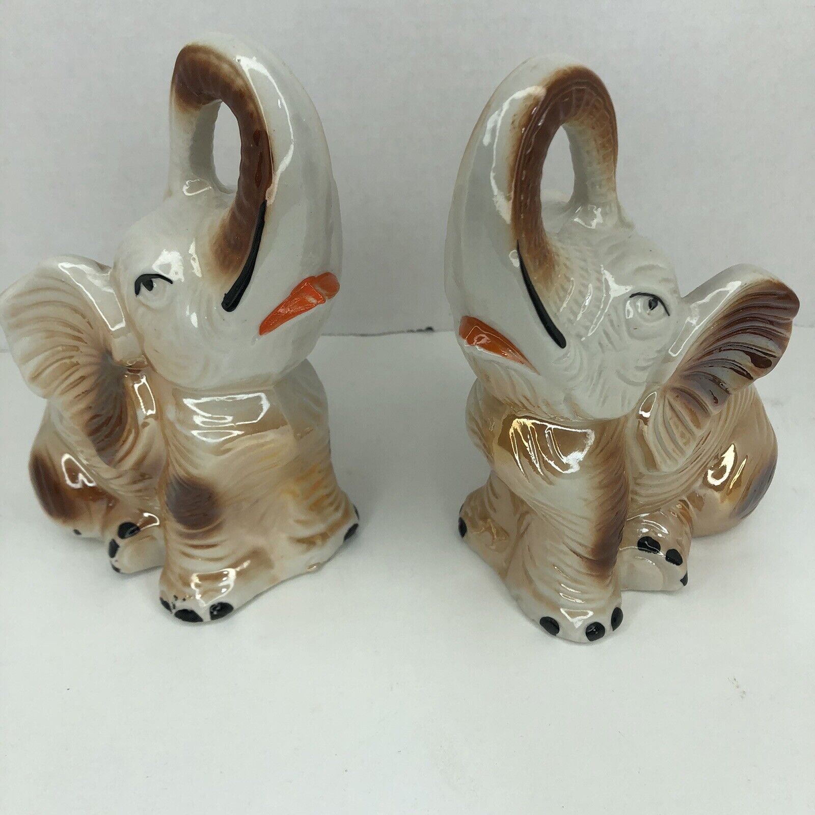 VTG Ceramic Lusterware 2 Elephant Figurines Statue Made in Brazil Iridescent