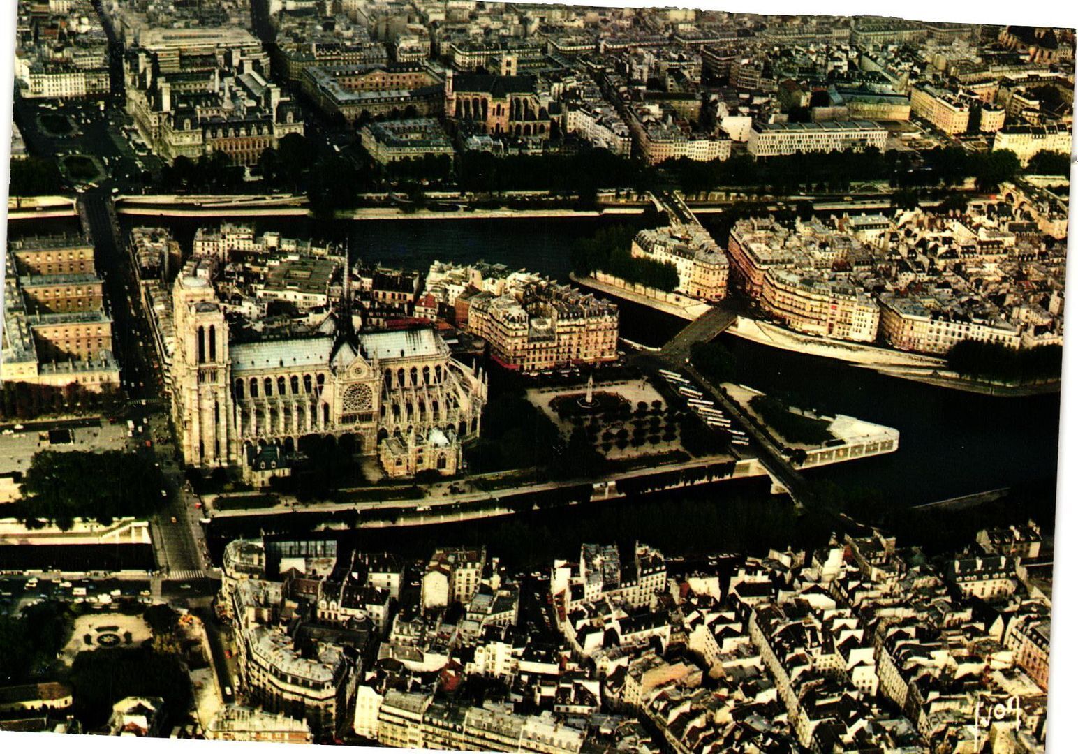 Vintage Postcard 4x6- L\'LLE DE LA CITE, NOTRE-DAME ET L\'LLE SAINT-LOUIS, PARIS,
