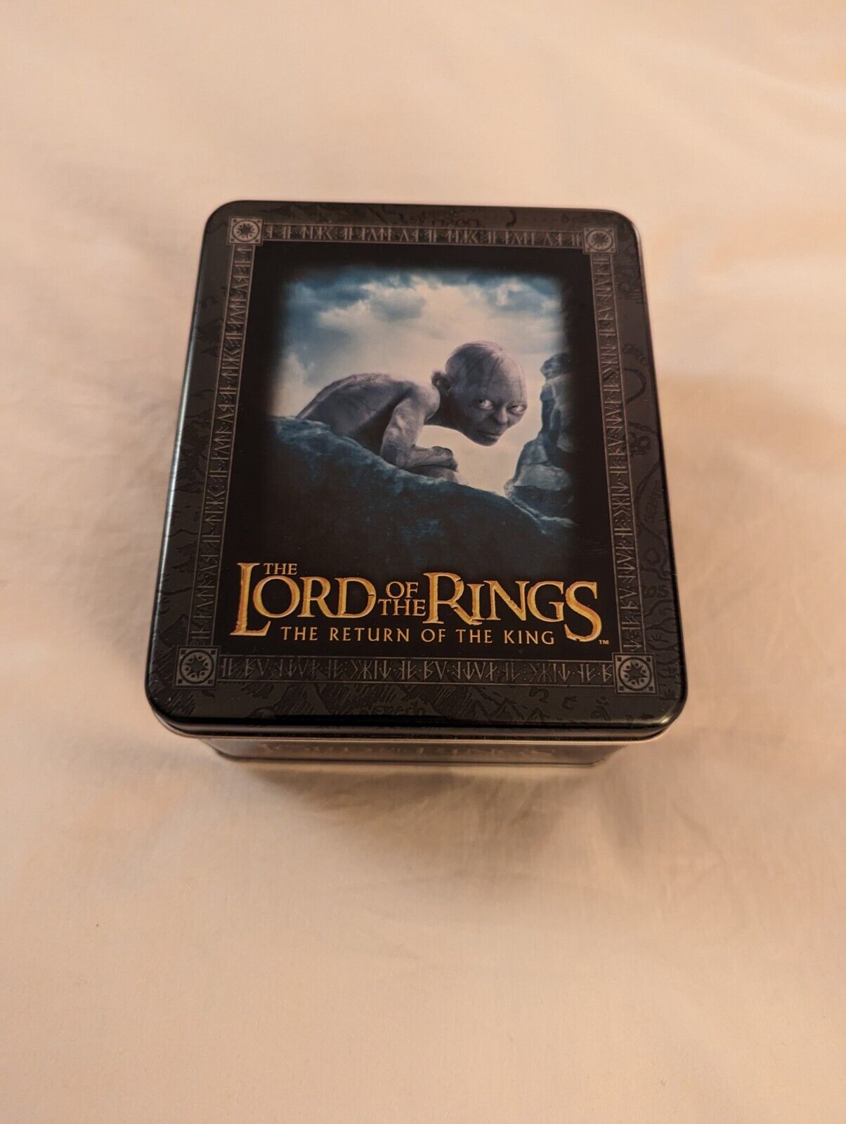 The Lord of the Rings The Return of the King Action Flipz Tin Gollum - Open