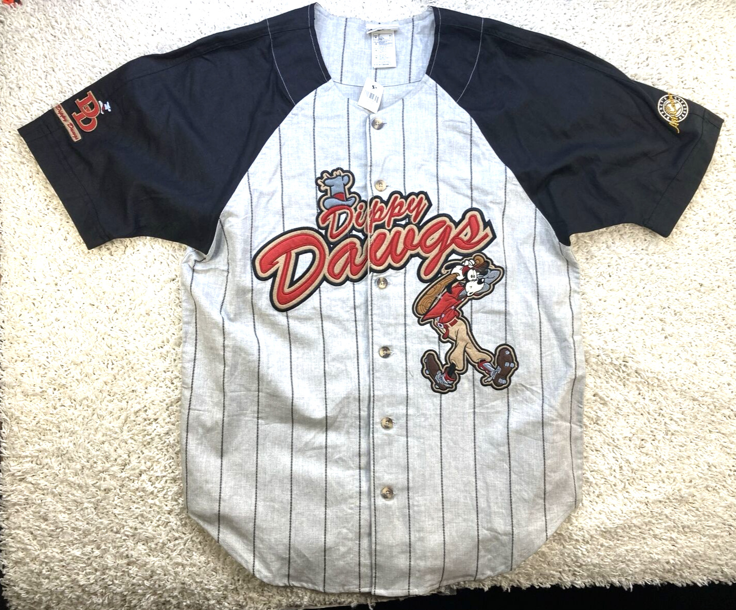 Vtg  90s Disney World  Goofy Shirt  Baseball Button Up  Jersey men's M   W/ tag