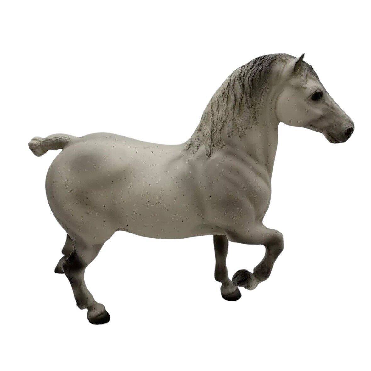 Breyer Belgian Alabaster Horse Retired White 9” Breyer Reaves Horse Short Tail
