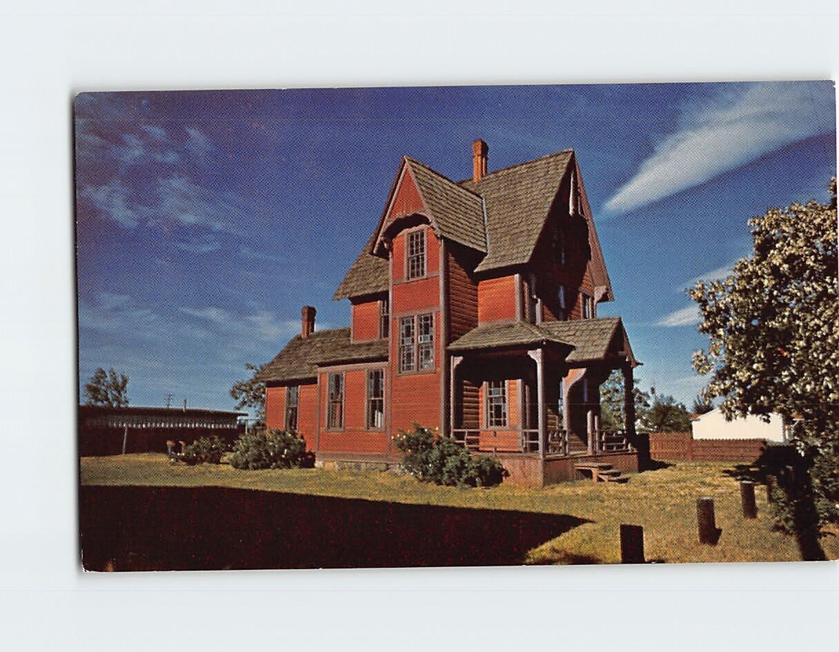 Postcard Ten room house, U.S. 97