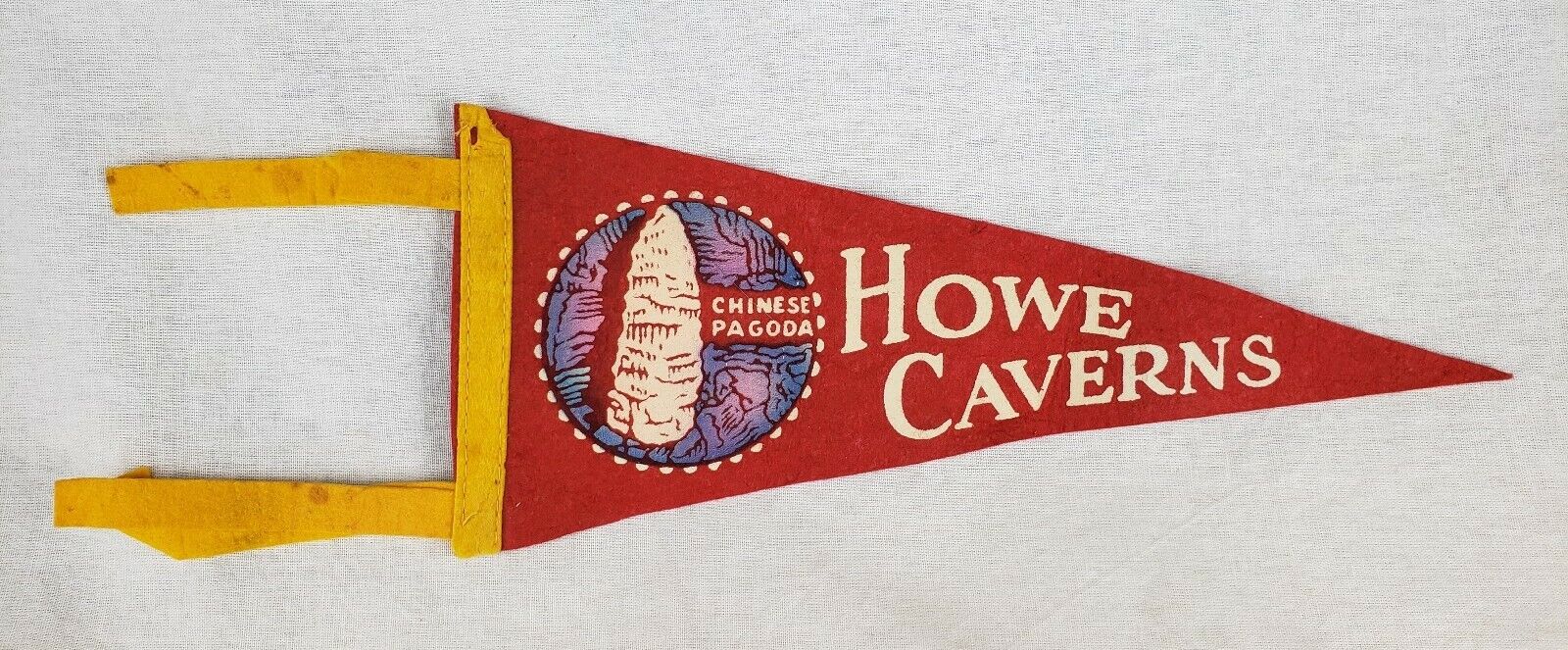 Vintage Felt Pennant Howe Caverns Chinese Pagoda Advertising Souvenir
